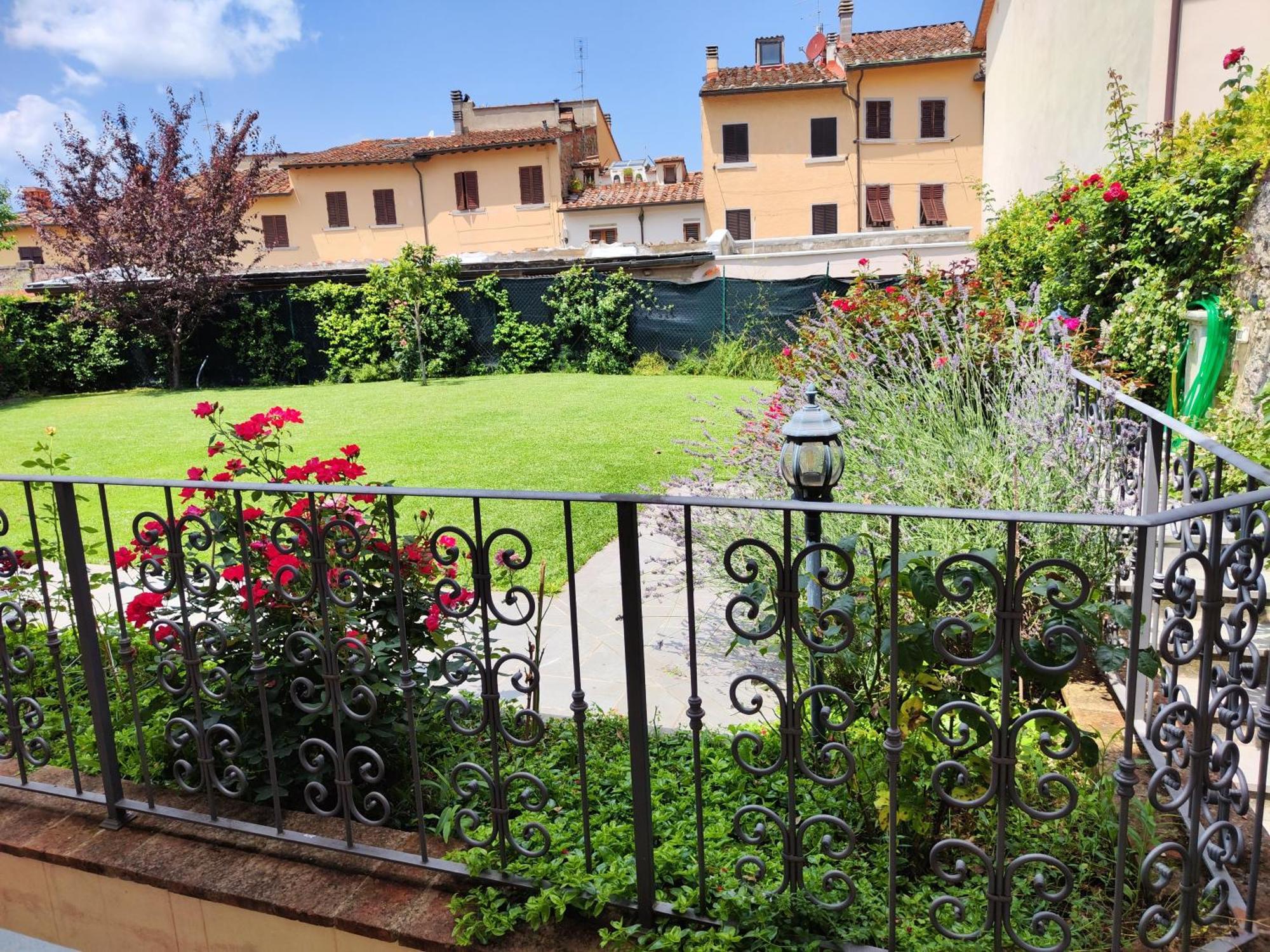 Apartamento Casa Di Pietro Aretino, Arezzo Centro Storico 4-8 Letti Exterior foto